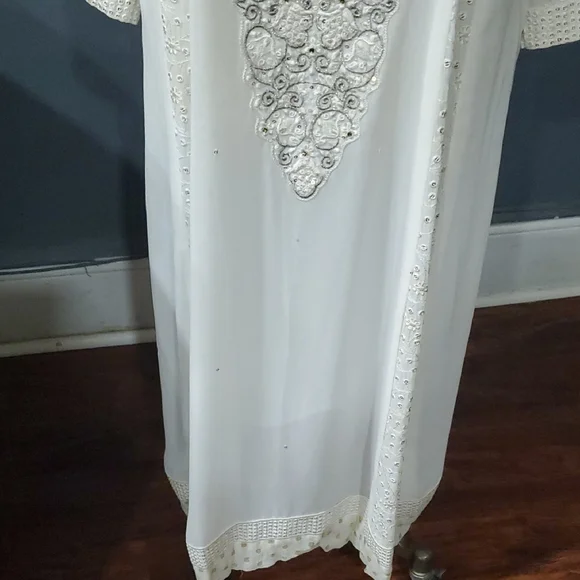 Ivory Indian Beaded Embellished Midi  Dress - Picture 5 of 17